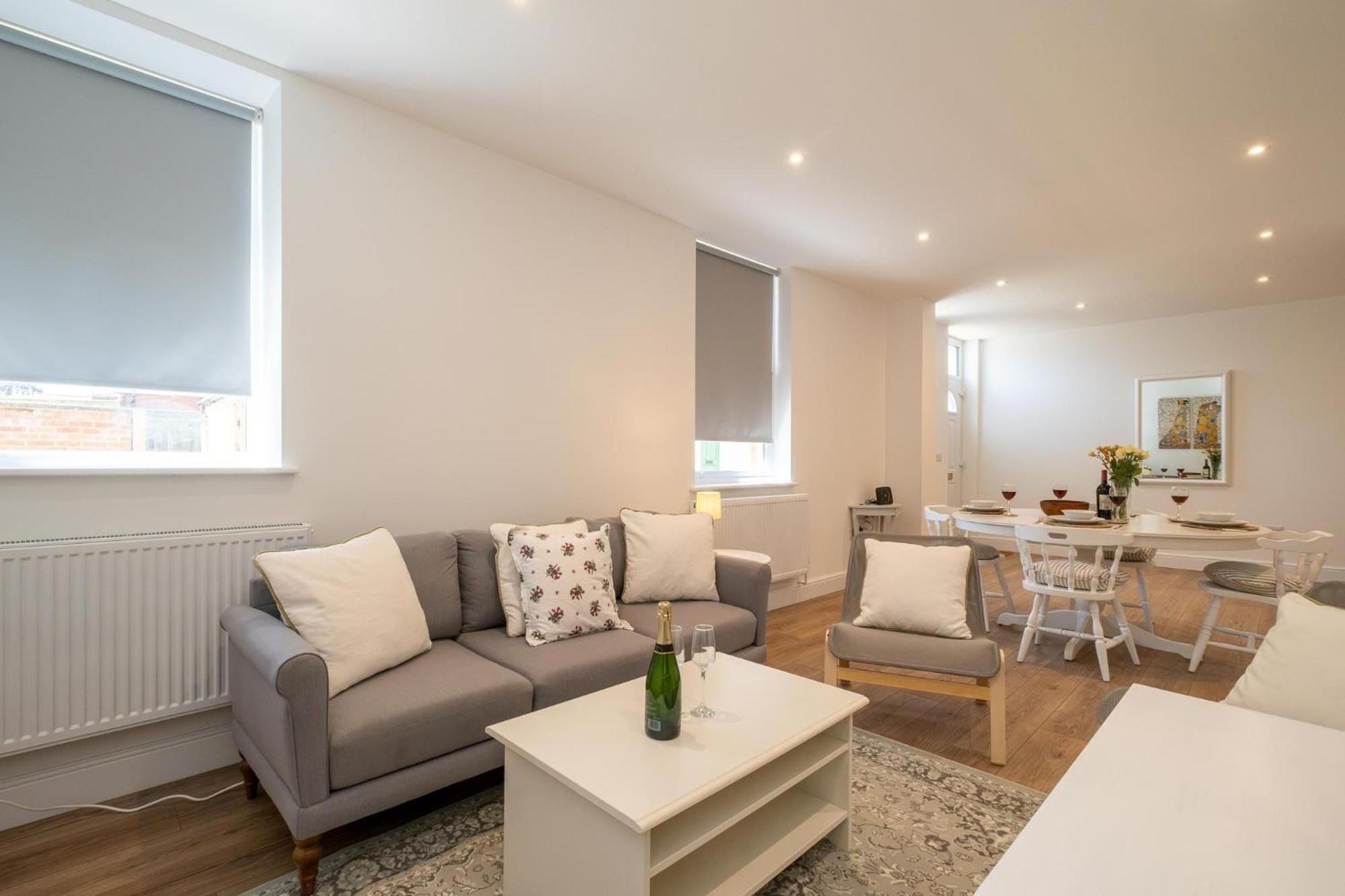 Volunteer Lodge, - Aldeburgh Coastal